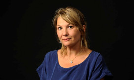 Eveline Crone
